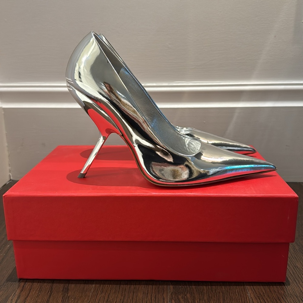 FERRAGAMO — SILVER EVA PUMPS